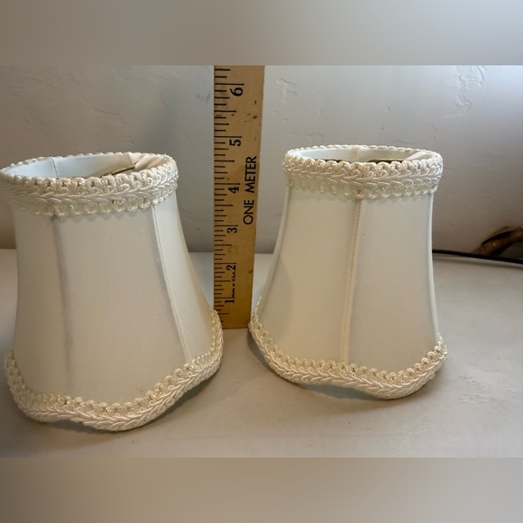 Cream Scallop Edge Clip On Mini Lamp Shades Set Of Two - Picture 4 of 10